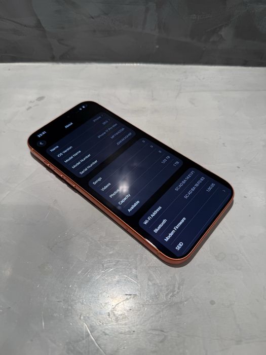 1 TB! КАТО ЧИСТО НОВ Iphone 17 Pro Max Orange