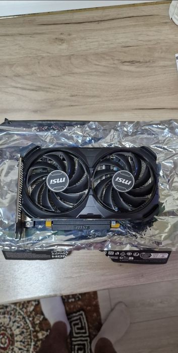 Placa Video nVIDIA RTX 4060 8GB-Ca noua,garantie pana la 11/2027