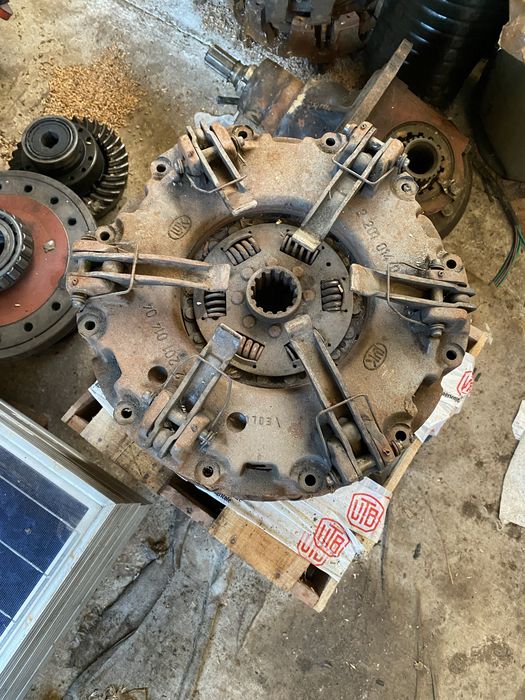 Ambreiaj tractor Fiat