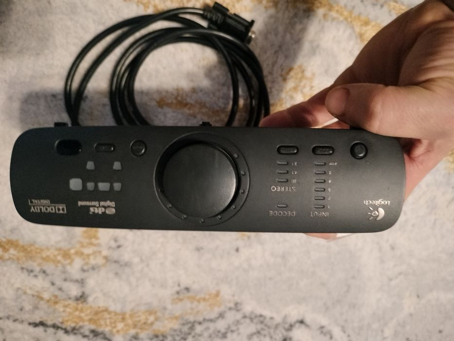 Consola Logitech Z 906