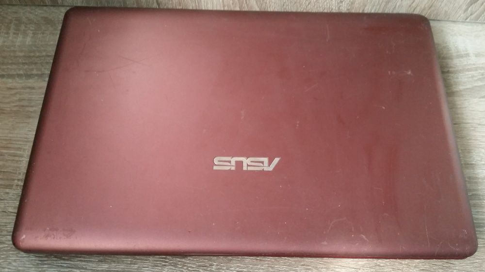 нетбук Asus Eee с новой мышкой