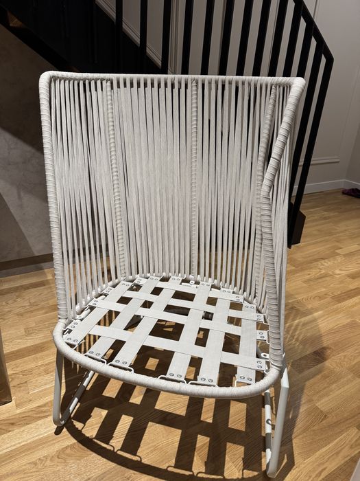 Scaun gradina Kave Home nou, cu defect
