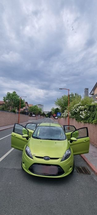 Ford Fiesta 1.4 Tdci 70 CP (  consum foarte mic  )