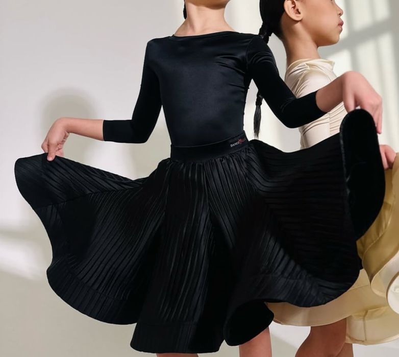 Продам платье черное для бальных танцев