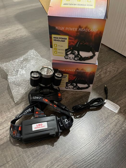 Vând lanterna de cap profesională