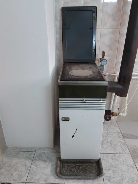Soba tip semineu 23kw  echipata complet pentru instalare