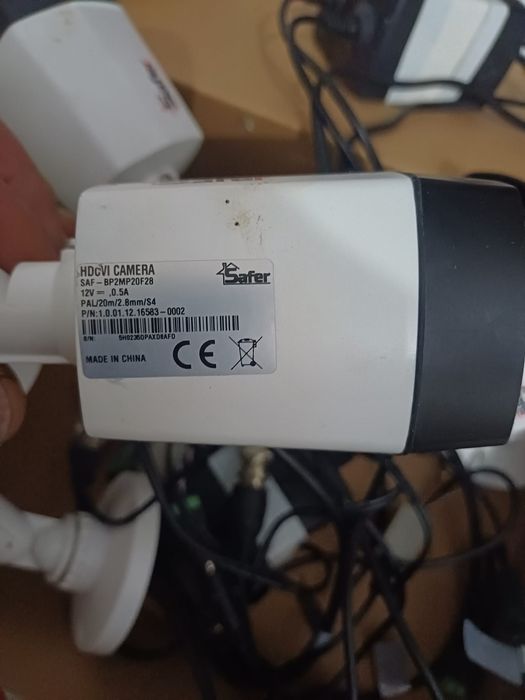 Dvr hikvision+4 camere