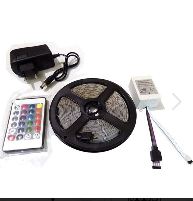 LED лента RGB 5М. 300 диода IP20 Water rating Светещи с дистанционно