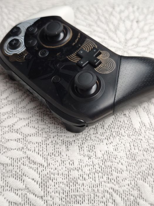 Nintendo switch контролери