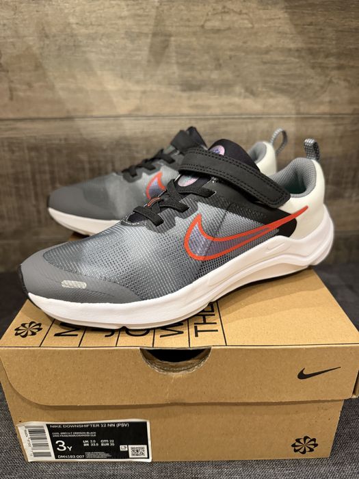 Nike Downshifter 12 NN детски маратонки
