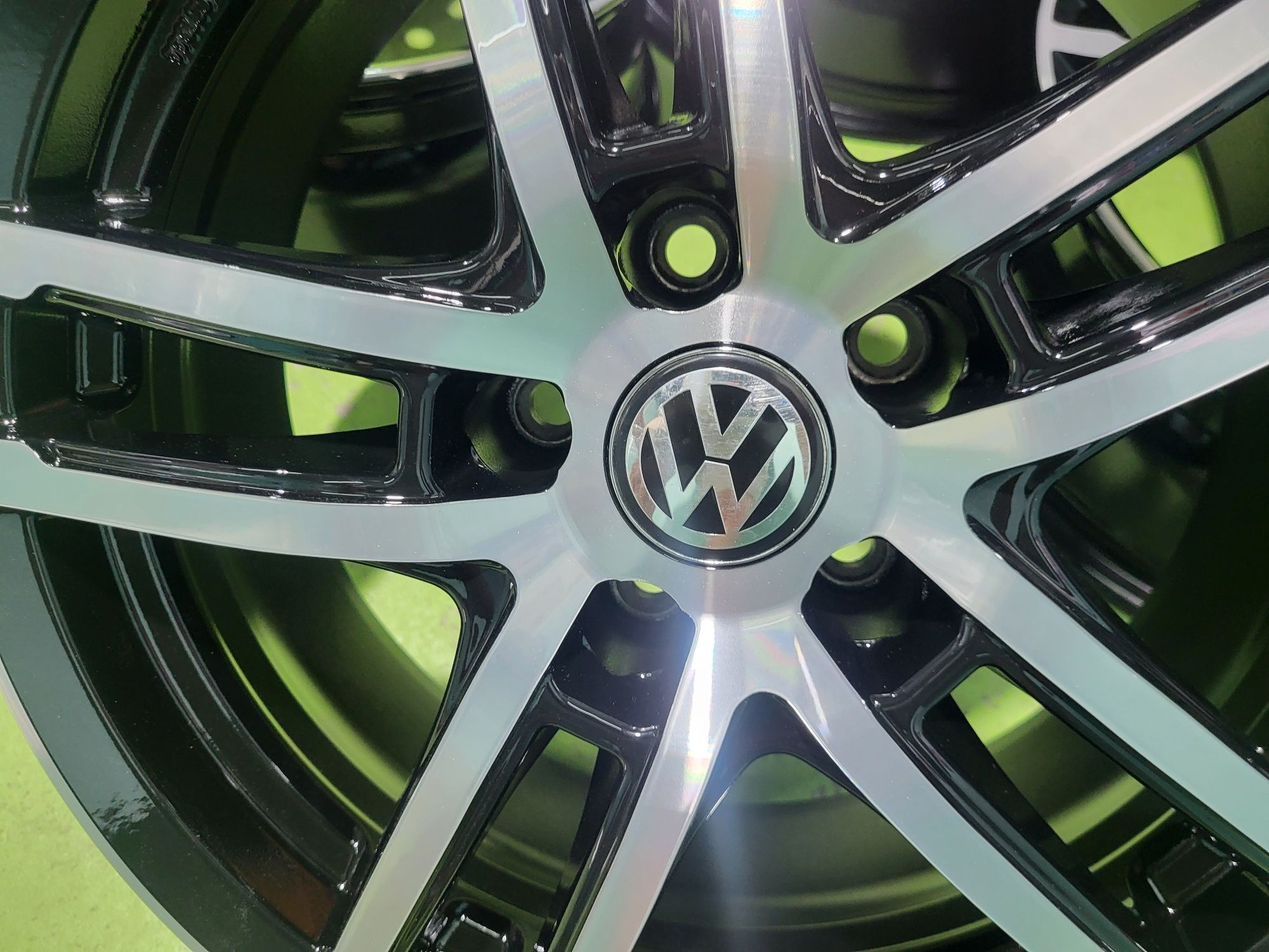 17 5x112 Vw Passat Touran Golf 5 6 7 8 Caddy Tiguan 5х112 Audi Skoda