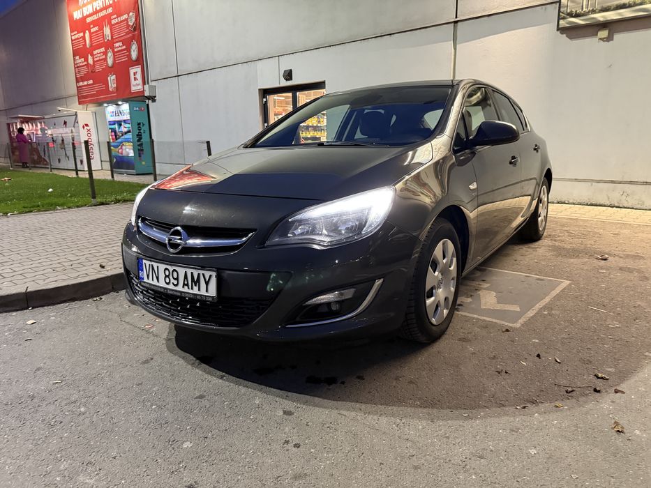 Opel Astra .J  Hatchback .2013 Euro.5