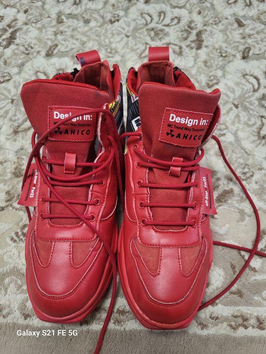 Super Adidas AHICO marimea 46 model deosebit