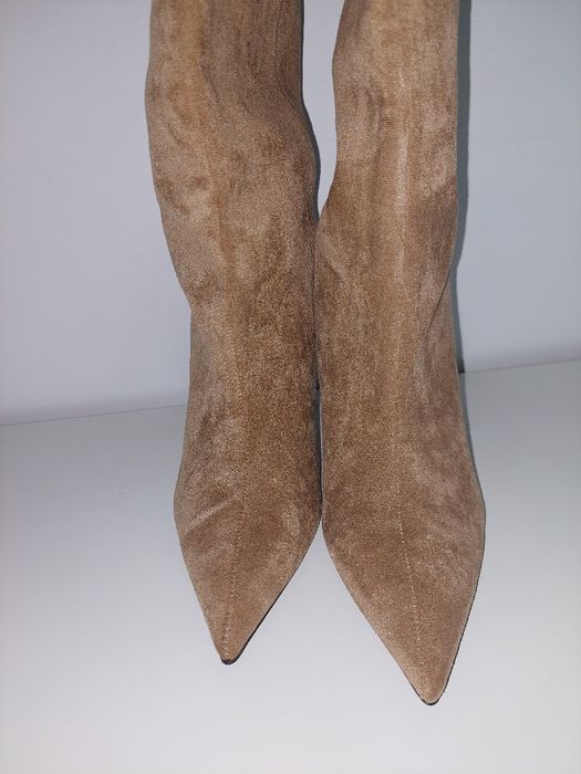 Велурени високи ботуши