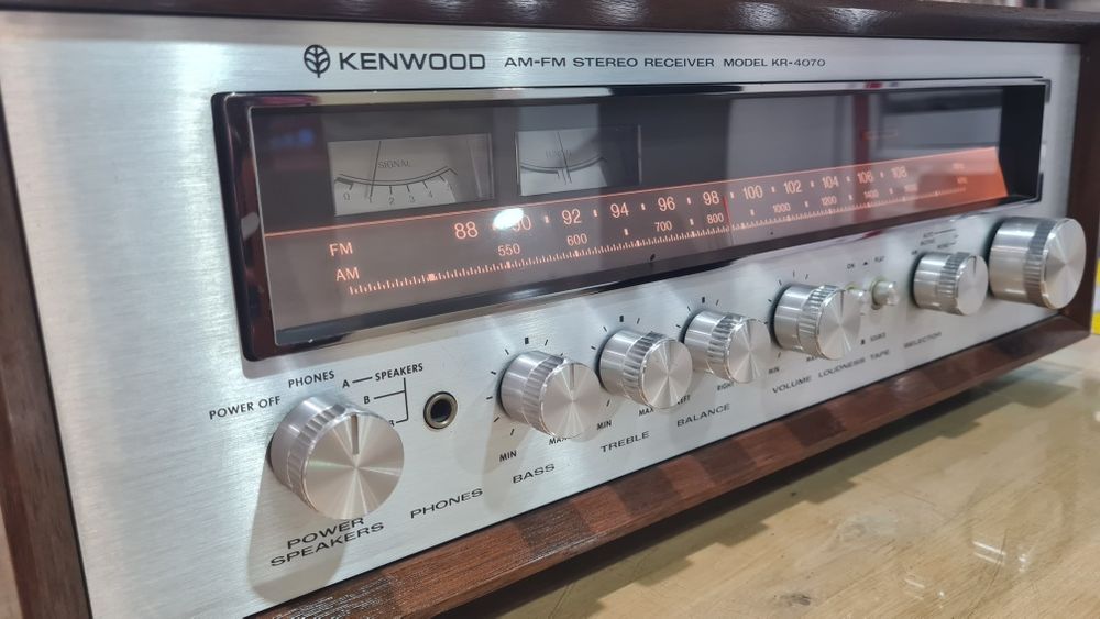 Amplituner Kenwood  KR-4070