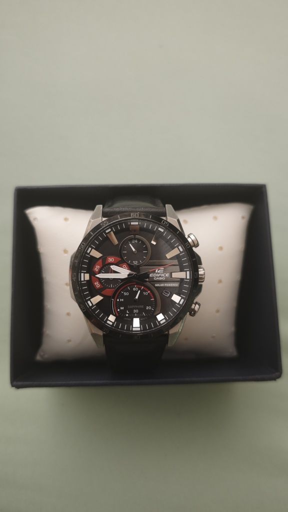 Часовнил Casio edifice solar
