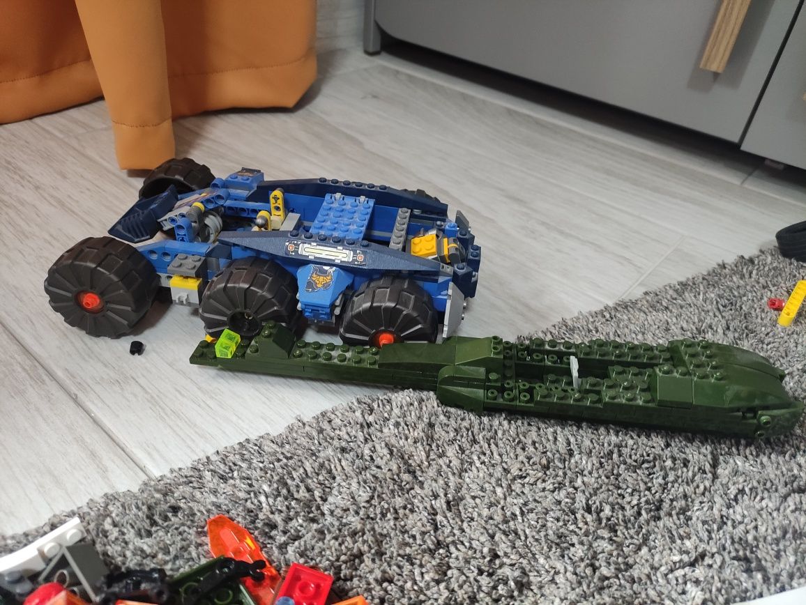 Огромен лот на LEGO