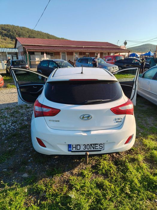 Hyundai i30 din 2014 merge foarte bine