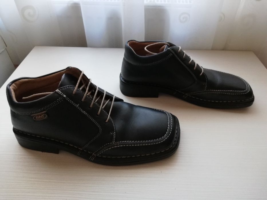 Pantofi negri cu siret 43 (28,5 - 29cm)