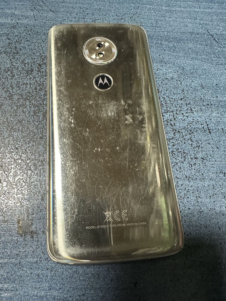 Motorola Moto G6 Play 3/32 - отличен