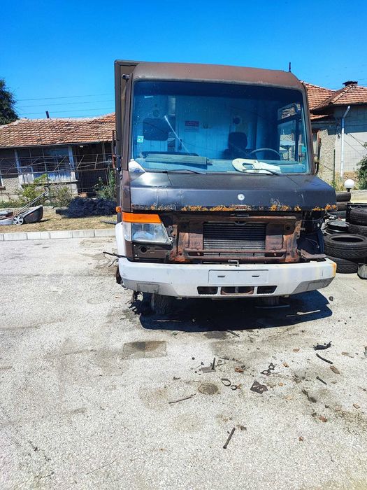 Mercedes Vario 614 на части