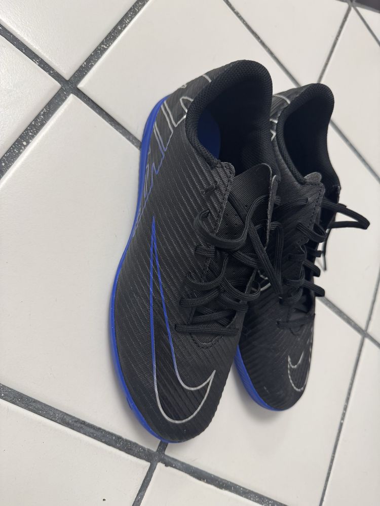 Nike Mercurial Vapor Club обувки за зала ( футзал) Размер 42.5 /27 см
