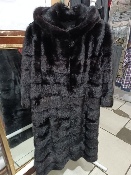 Продается шуба из норки