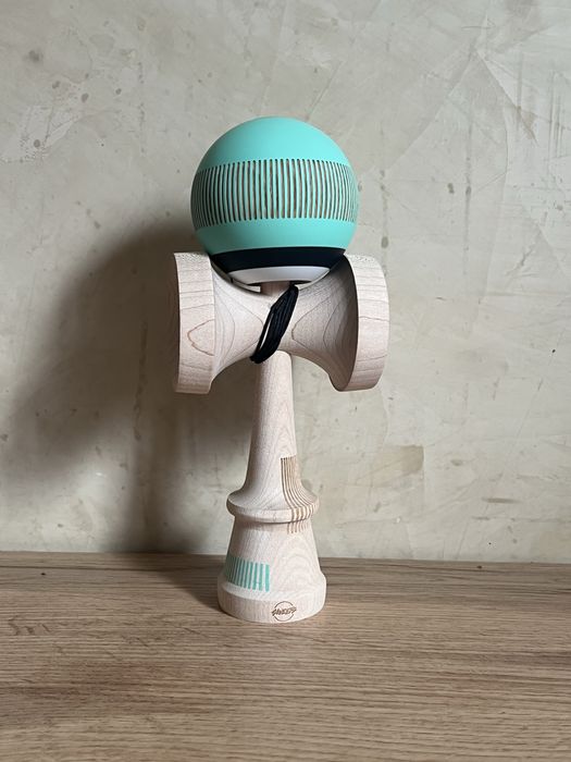 Kendama Sweets Broken Bones