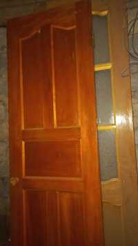 Продам двери деревянные в комплекте