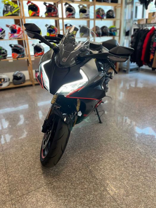 Motocicleta sport incepatori/avansati, CFMOTO 450SR ABS