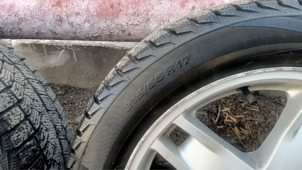 Продам резину зимнюю и летнюю.