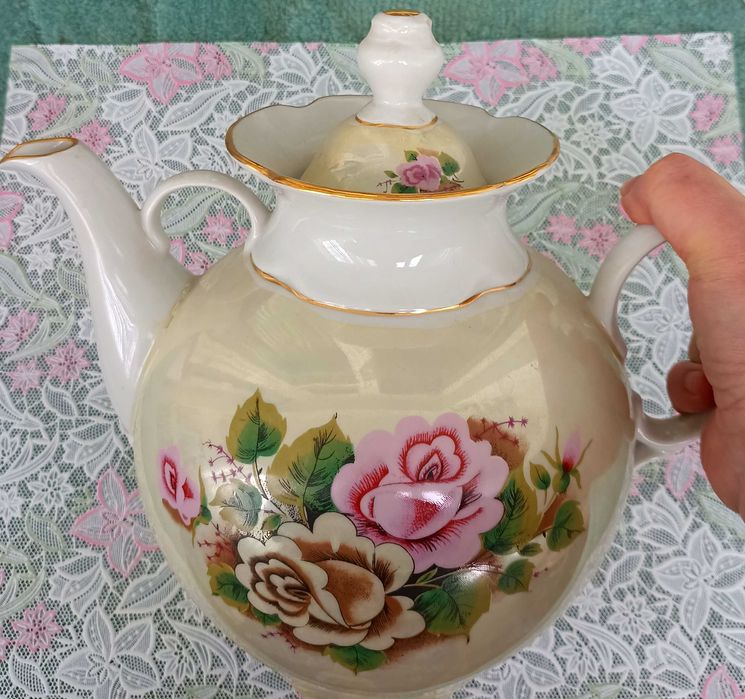 Продам фарфор, чайник, для кухни, для дома, подарки, дача.