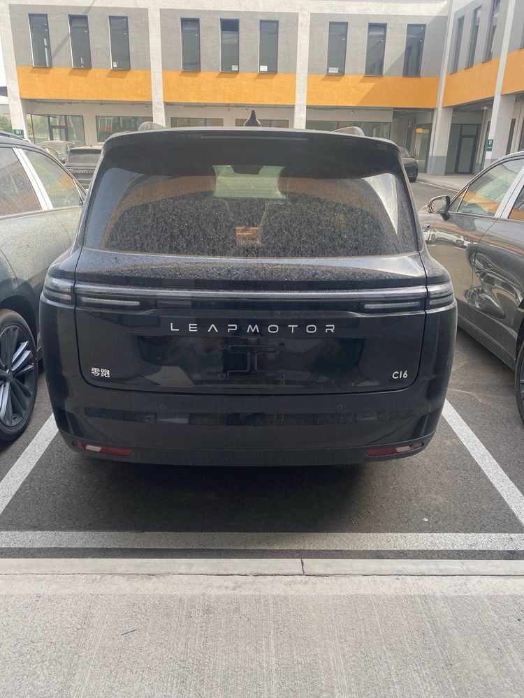 Leapmotor C16 gibrid va elektor
