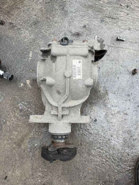 Диференциал Бмв ф10/ф11 3д/3.5 2.65 на задно (diferencial  bmw 2.65)