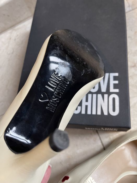 Pantofi Moschino