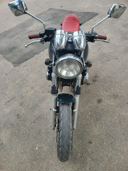 Kawasaki zephyr cafe racer