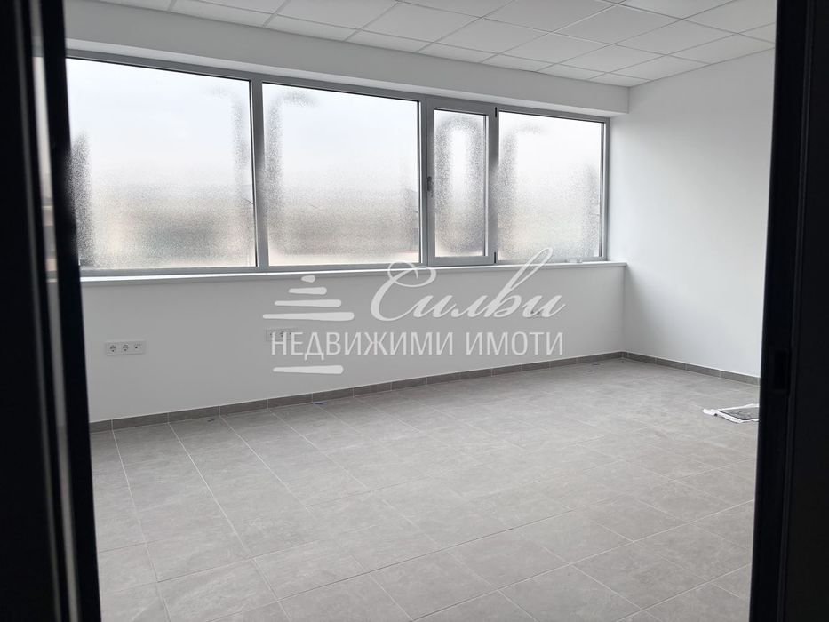 Дава се под наем Склад в Шумен, Добруджански - 935 кв.м за 4291.65 € - Снимка #5