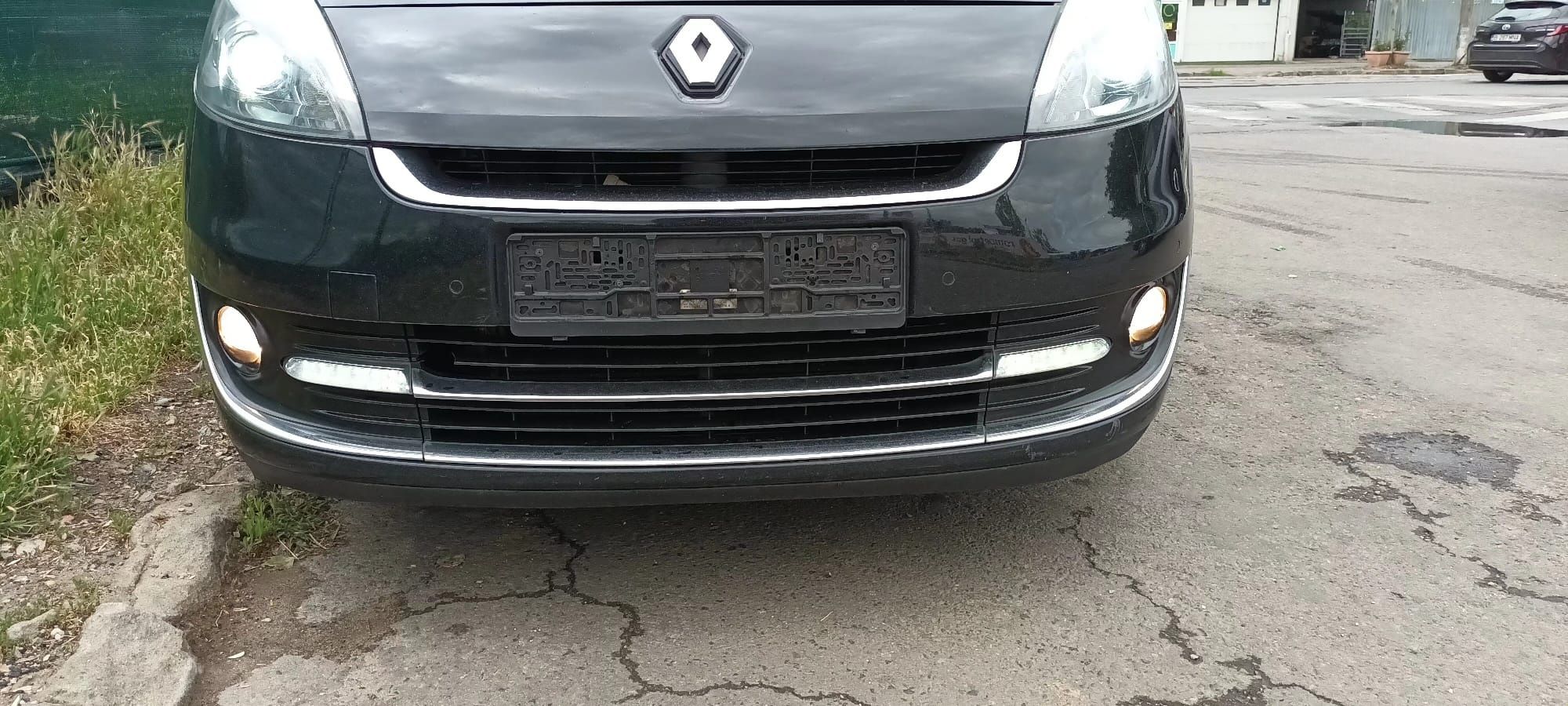 Bară față completă renault grand scenic 2012