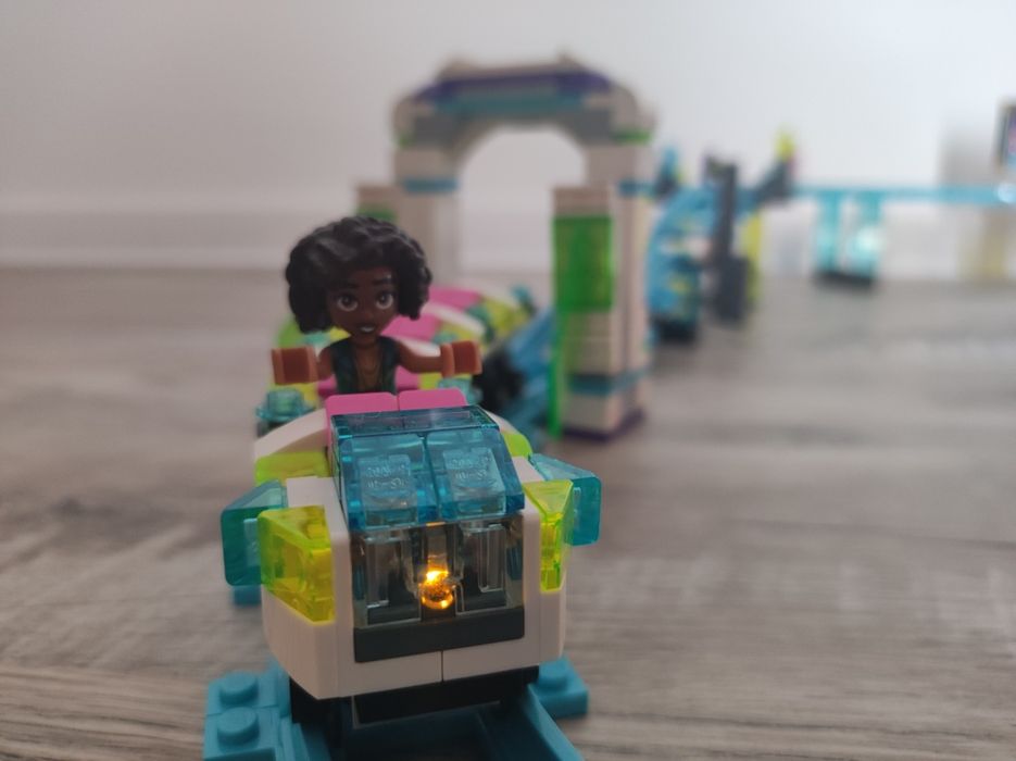 Lego Friends 41130 XXL Parc de distracții - Roller Coaster