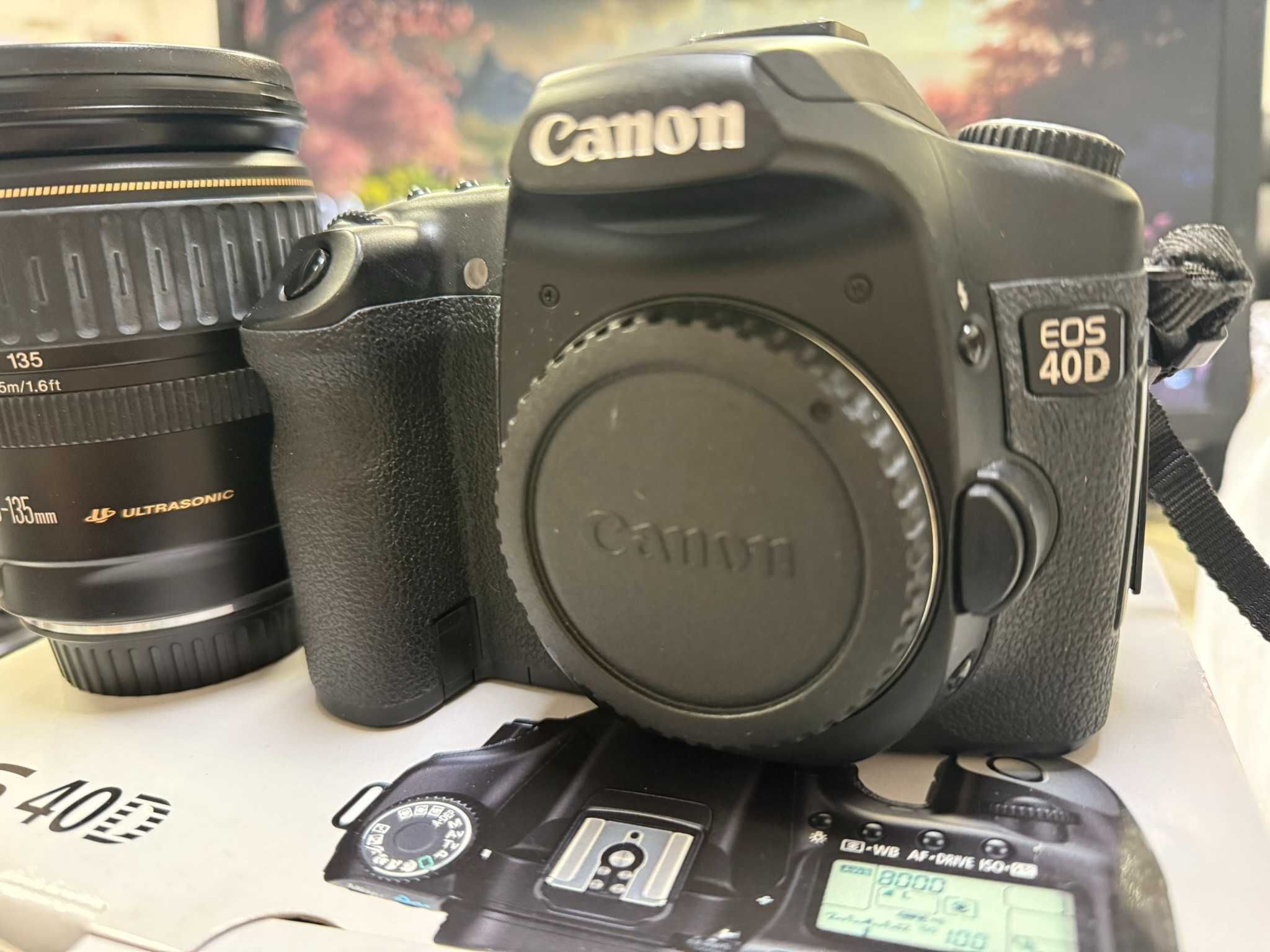 Фотоапарат Canon EOS 40D с два обектива 3 батерии и зарядно