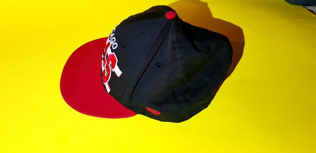 Шапки  New era  Chicago Bulls.    Lacoste