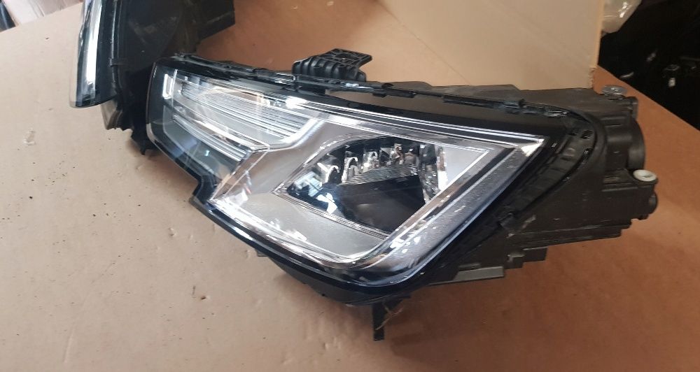 Audi A4 B9 8W far bixenon stanga dreapta faruri xenon led