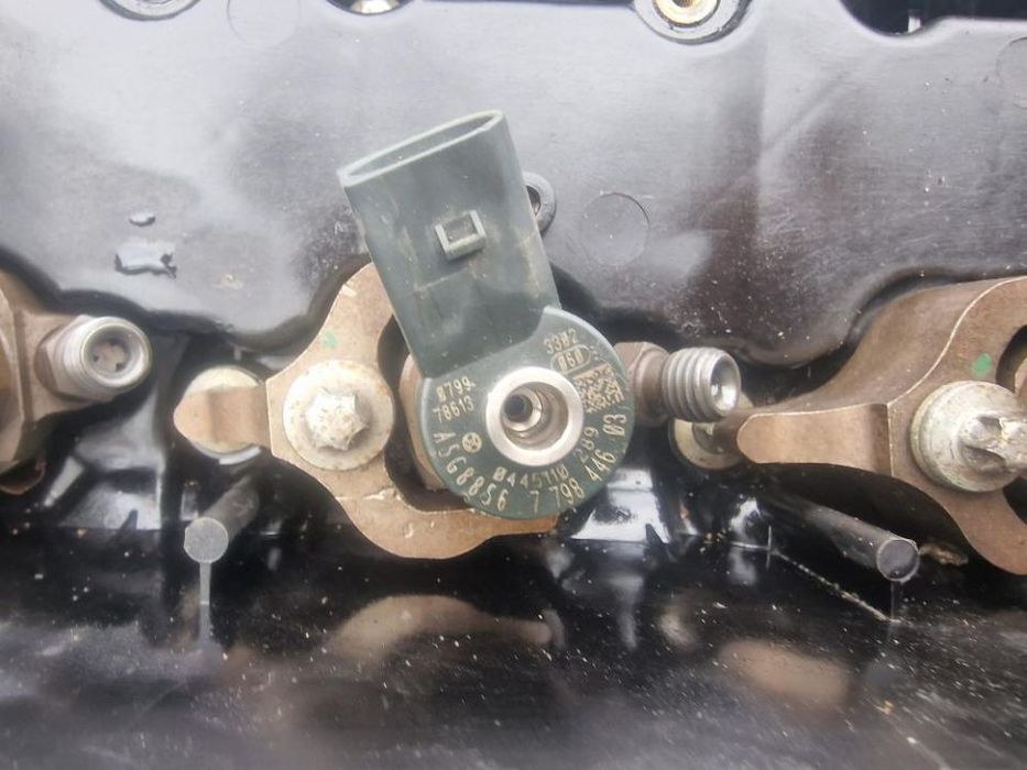 injector/injectoare Bmw seria 3,seria 5 motor 2.0 diesel cod motor N47