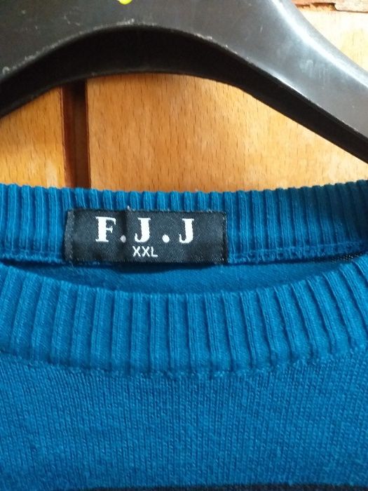 Мъжки пуловери на изгодни цени