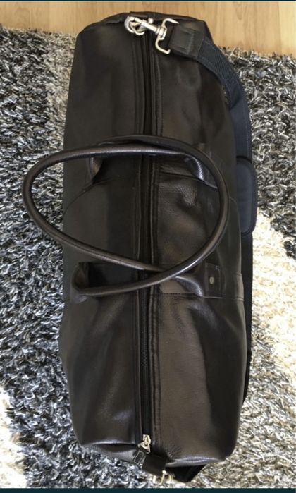 Geanta de voiaj/transport/sala/gym neagra noua