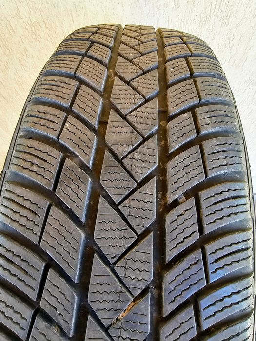 Set roti iarna VW SKODA anvelope VREDESTEIN 215 65 R17 profil 7mmDOT21