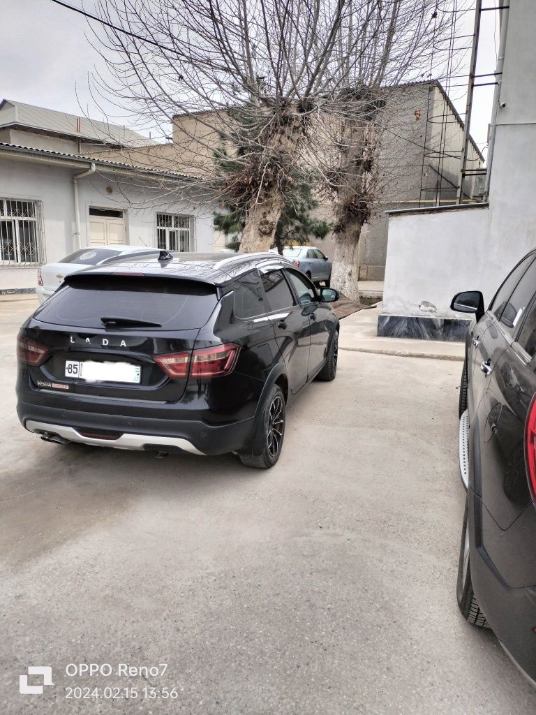 Lada vesta cross 2020