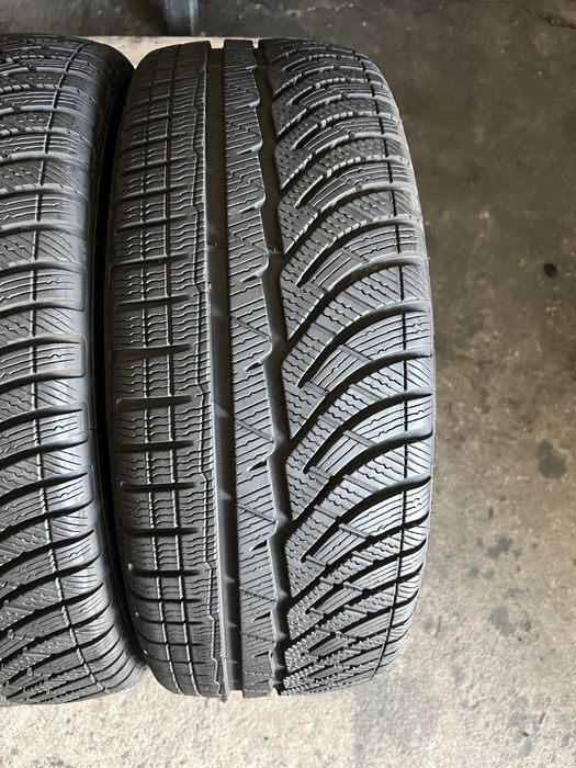 4 anvelope de iarna 225/45/18 Michelin 6.5-7 mm!