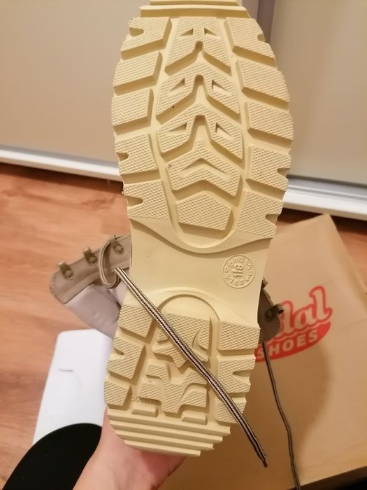 Ghete piele întoarsă 27 cm interior