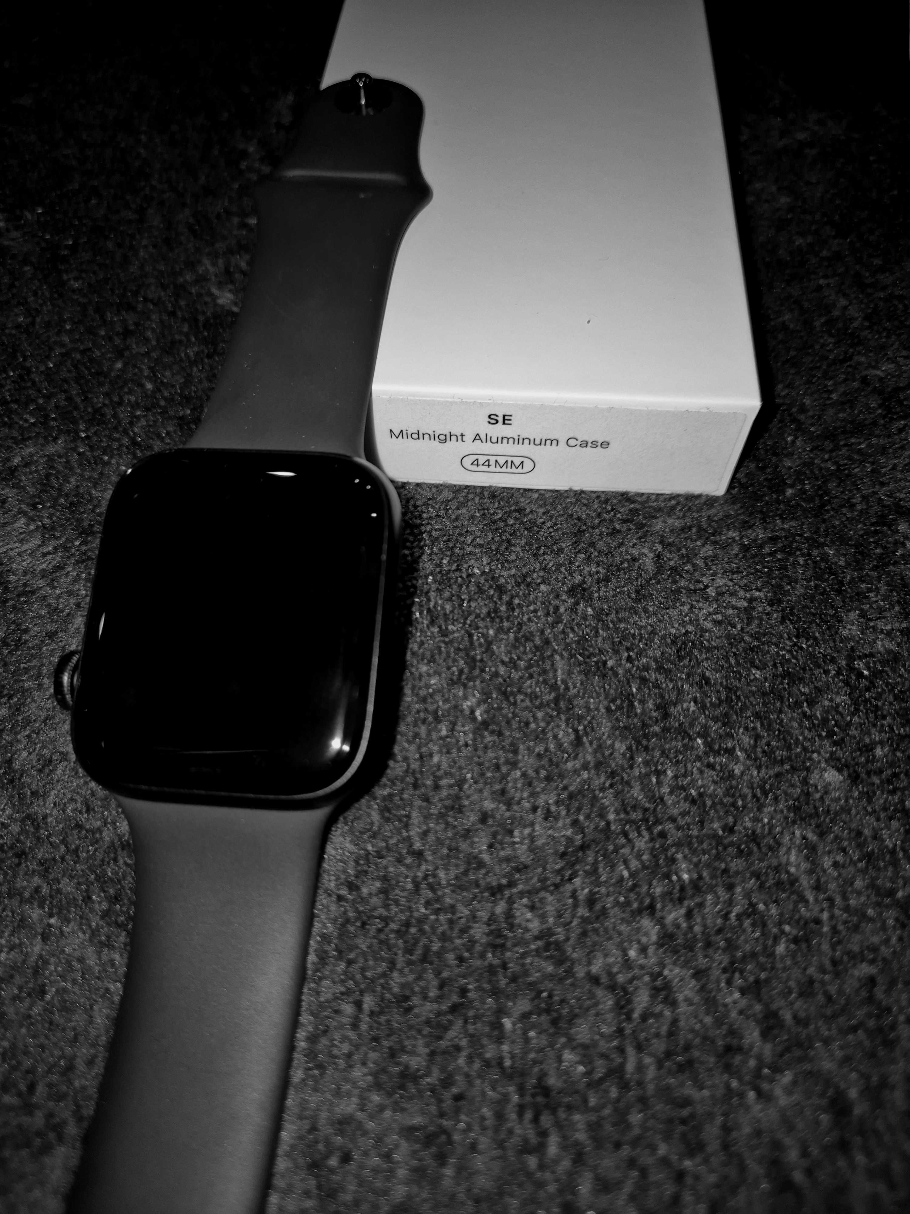 Apple watch SE Midnight Aluminium 44mm